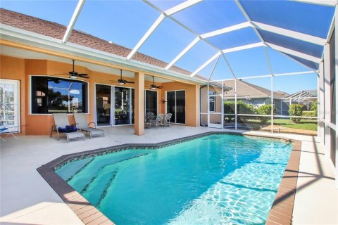 House in North Port, Florida 3 bedrooms, 183.11 sq.m. № 867550 - photo 3