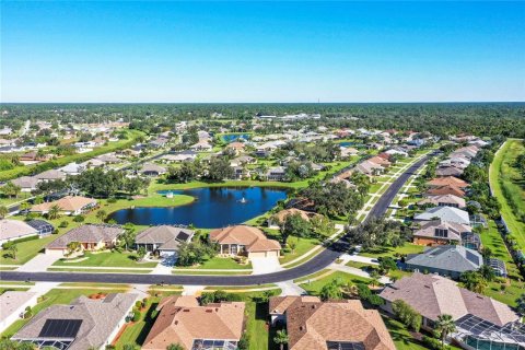 House in North Port, Florida 3 bedrooms, 183.11 sq.m. № 867550 - photo 20