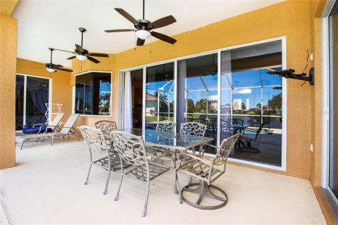 House in North Port, Florida 3 bedrooms, 183.11 sq.m. № 867550 - photo 30