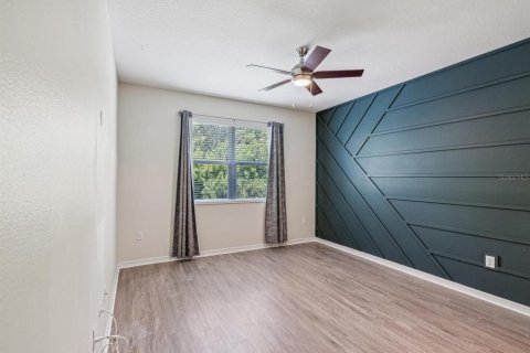 House in Gibsonton, Florida 3 bedrooms, 134.15 sq.m. № 2211888 - photo 22