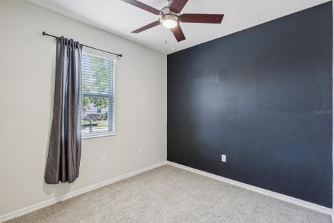 House in Gibsonton, Florida 3 bedrooms, 134.15 sq.m. № 2211888 - photo 8