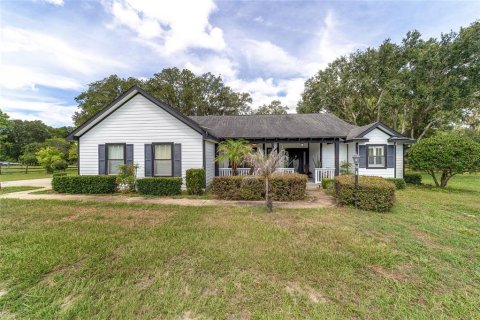 Villa ou maison à vendre à Ocala, Floride: 3 chambres, 202.34 m2 № 1804766 - photo 2