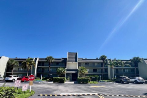 Condo in Lake Worth, Florida, 2 bedrooms  № 2179780