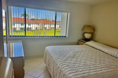 Condo in Lake Worth, Florida, 2 bedrooms  № 2179780 - photo 15