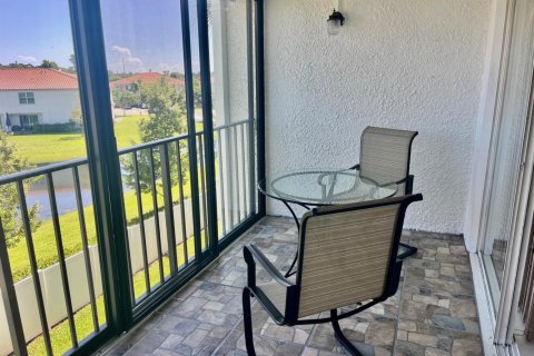 Condo in Lake Worth, Florida, 2 bedrooms  № 2179780 - photo 22