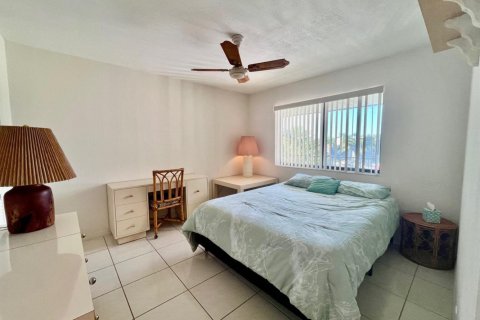 Condo in Lake Worth, Florida, 2 bedrooms  № 2179780 - photo 24