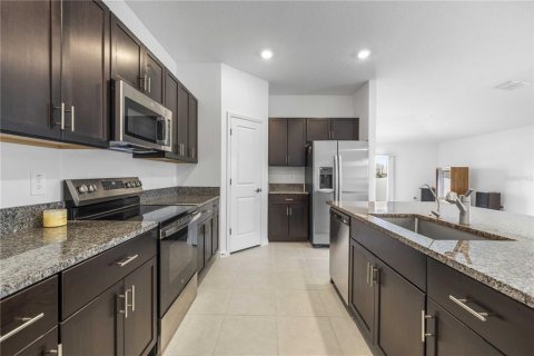 Villa ou maison à louer à Bartow, Floride: 4 chambres, 168.62 m2 № 2436744 - photo 15