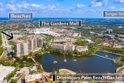 Condominio en alquiler en Palm Beach Gardens, Florida, 3 dormitorios, 213.68 m2 № 876734 - foto 1