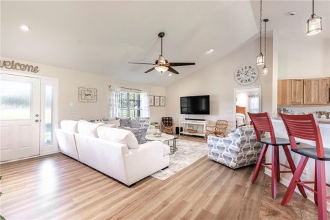 House in Leesburg, Florida 4 bedrooms, 170.2 sq.m. № 1882708 - photo 15