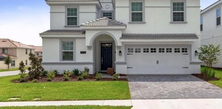 House in Davenport, Florida 8 bedrooms, 363.15 sq.m. № 1783152