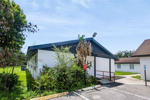 Immobilier commercial à vendre à Orlando, Floride: 791.25 m2 № 2413914 - photo 3