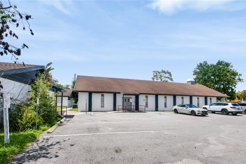 Immobilier commercial à vendre à Orlando, Floride: 791.25 m2 № 2413914 - photo 15