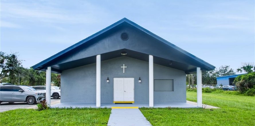Immobilier commercial à Orlando, Floride 791.25 m2 № 2413914