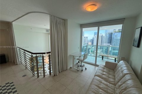 Condo in Miami, Florida, 2 bedrooms  № 1827458 - photo 30