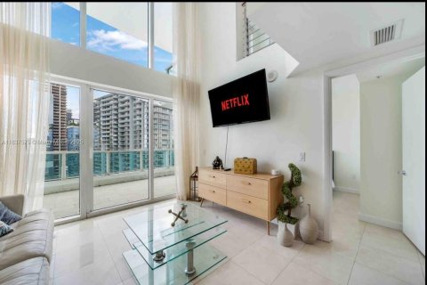 Condo in Miami, Florida, 2 bedrooms  № 1827458 - photo 21