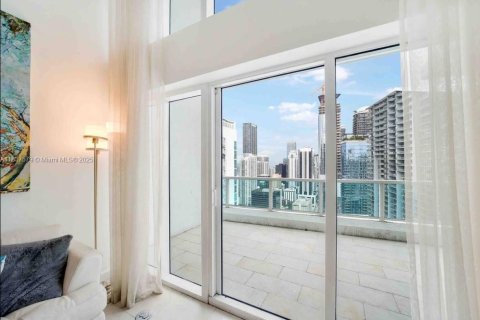 Condo in Miami, Florida, 2 bedrooms  № 1827458 - photo 4
