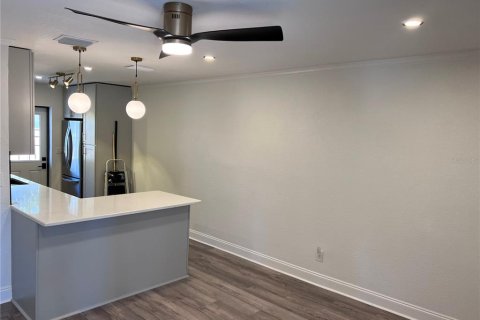 Apartamento en alquiler en Saint Petersburg, Florida, 2 dormitorios, 68.93 m2 № 1777060 - foto 6