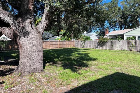 Apartment in Saint Petersburg, Florida 2 bedrooms, 68.93 sq.m. № 1777060 - photo 18