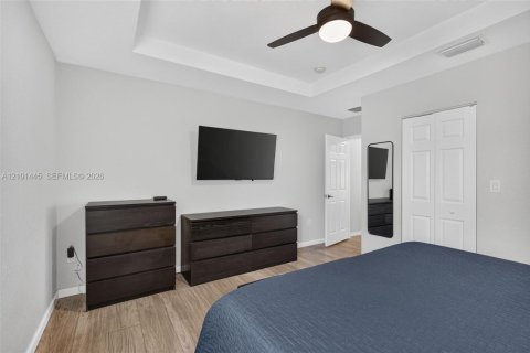 Townhouse in Miramar, Florida 2 bedrooms, 99.41 sq.m. № 2410809 - photo 19
