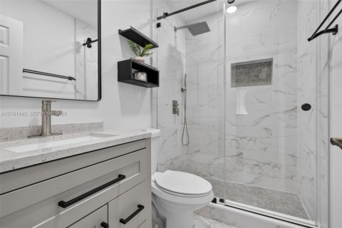 Townhouse in Miramar, Florida 2 bedrooms, 99.41 sq.m. № 2410809 - photo 21