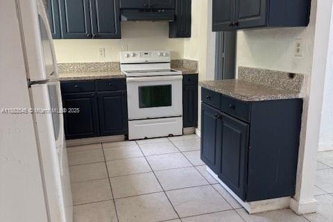 Villa ou maison à louer à Lauderhill, Floride: 3 chambres, 102.66 m2 № 1929803 - photo 3