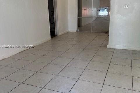 Villa ou maison à louer à Lauderhill, Floride: 3 chambres, 102.66 m2 № 1929803 - photo 2