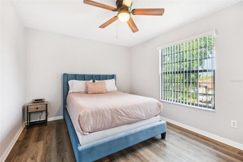 Casa en alquiler en Clermont, Florida, 4 dormitorios, 192.49 m2 № 1914806 - foto 4