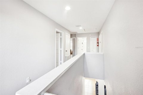 Villa ou maison à louer à Clermont, Floride: 4 chambres, 192.49 m2 № 1914806 - photo 25