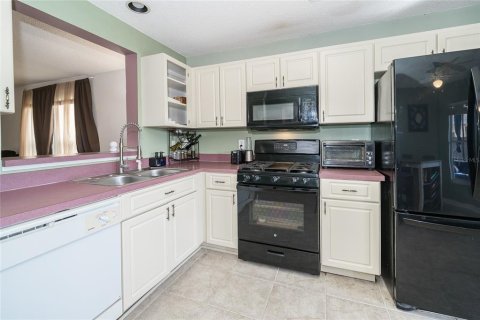 Casa en venta en Wesley Chapel, Florida, 3 dormitorios, 132.01 m2 № 2428930 - foto 4