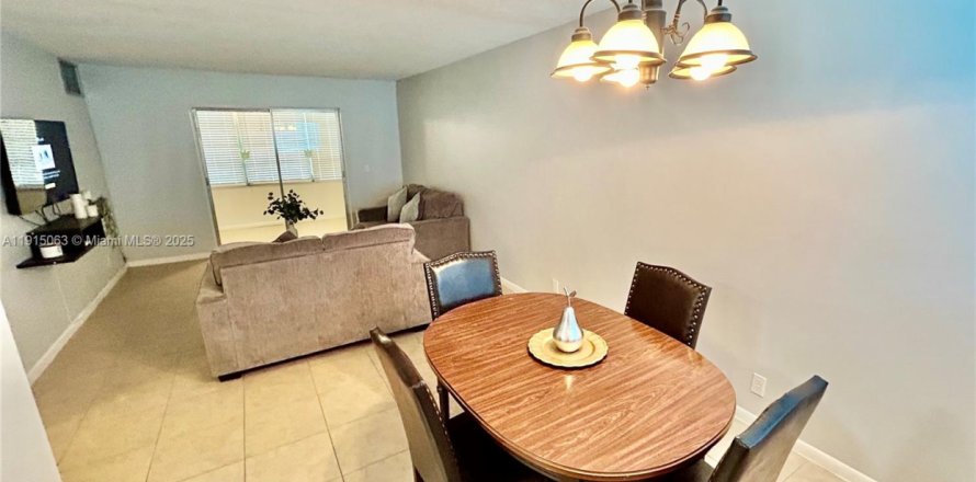 Condo in Boynton Beach, Florida, 1 bedroom  № 1970223