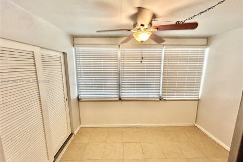 Condo in Boynton Beach, Florida, 1 bedroom  № 1970223 - photo 12