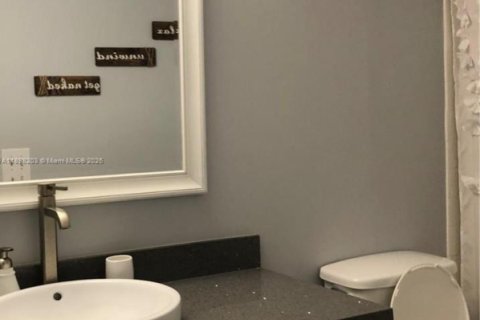 Condo in Aventura, Florida, 1 bedroom  № 1949430 - photo 10