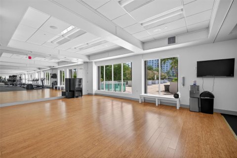 Condo in Aventura, Florida, 1 bedroom  № 1949430 - photo 23