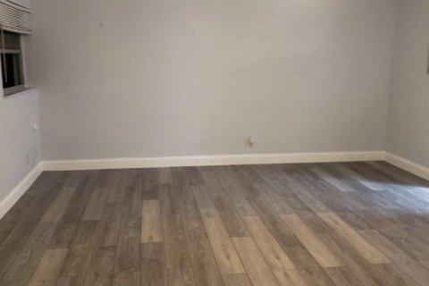 Commercial property in Boynton Beach, Florida 137.03 sq.m. № 2380092 - photo 5