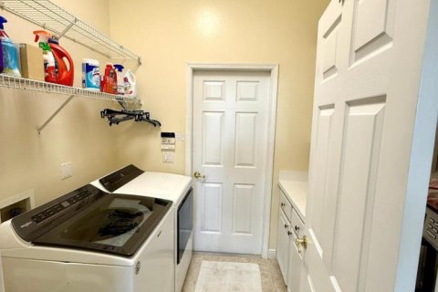 Casa en venta en Port St. Lucie, Florida, 3 dormitorios, 224.64 m2 № 2153706 - foto 19