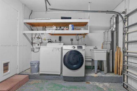 Villa ou maison à louer à Miami, Floride: 3 chambres, 178.28 m2 № 1987405 - photo 27