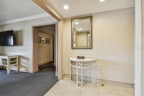 Condo in Palm Harbor, Florida, 2 bedrooms  № 1379543 - photo 4