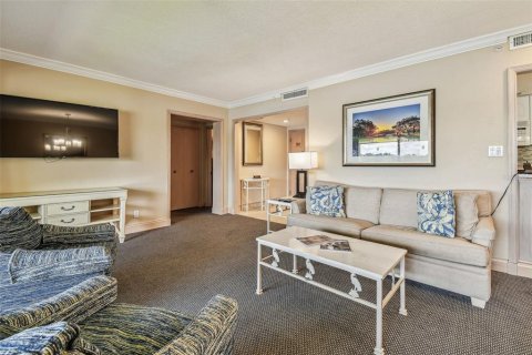 Condo in Palm Harbor, Florida, 2 bedrooms  № 1379543 - photo 18