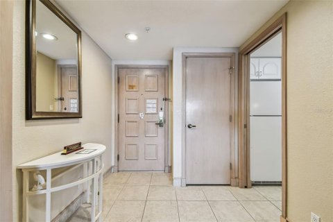 Condo in Palm Harbor, Florida, 2 bedrooms  № 1379543 - photo 6
