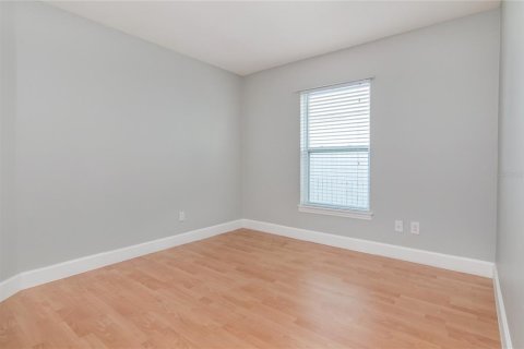 House in Orlando, Florida 3 bedrooms, 133.97 sq.m. № 2393530 - photo 11