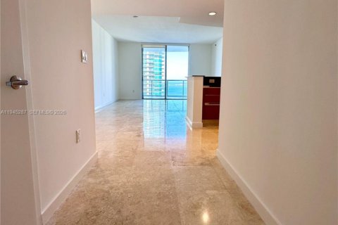 Condo in Miami, Florida, 1 bedroom  № 2002278