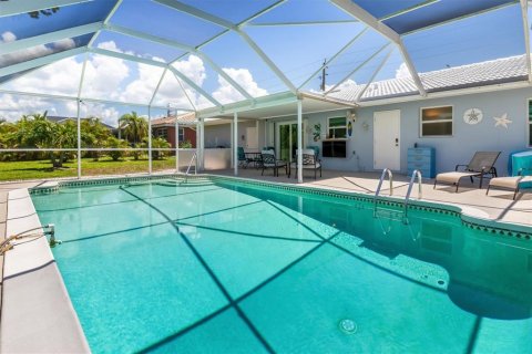 Villa ou maison à vendre à Punta Gorda, Floride: 2 chambres, 106.65 m2 № 2345157 - photo 23
