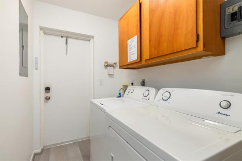 Villa ou maison à vendre à Punta Gorda, Floride: 2 chambres, 106.65 m2 № 2345157 - photo 19
