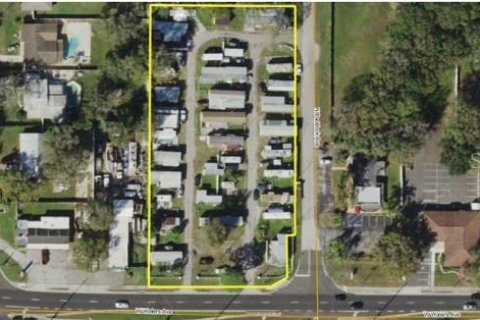 Propiedad comercial en venta en Tampa, Florida № 1544265 - foto 1