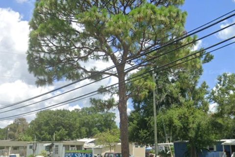 Propiedad comercial en venta en Tampa, Florida № 1544265 - foto 2