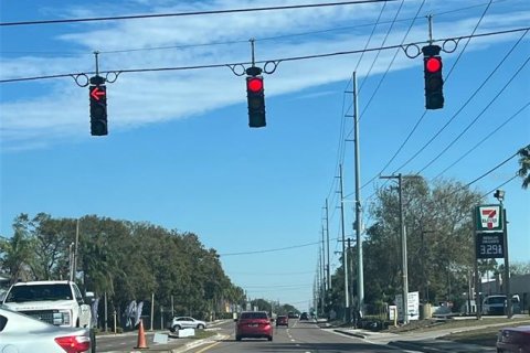 Propiedad comercial en venta en Tampa, Florida № 1544265 - foto 3