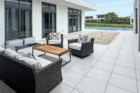 Купить виллу или дом в Уэстон, Флорида 6 спален, 453.46м2, № 2026602 - фото 29