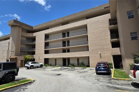 Copropriété à vendre à Miami, Floride: 1 chambre, 74.14 m2 № 2080283 - photo 3