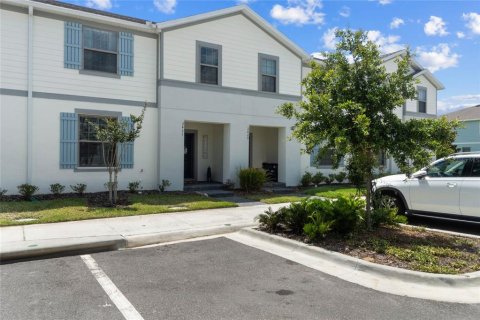 Touwnhouse à Kissimmee, Floride 5 chambres, 210.24 m2 № 2313040