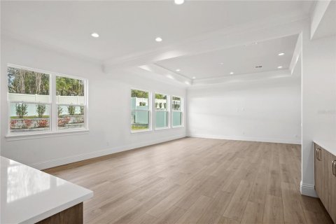 House in Apopka, Florida 6 bedrooms, 317.08 sq.m. № 2126203 - photo 23